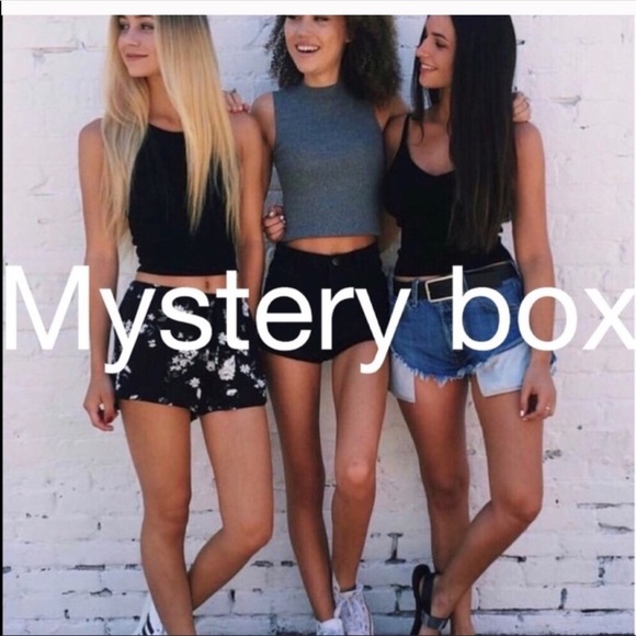 Brandy Melville Tops - Brandy Melville MYSTERY BOX